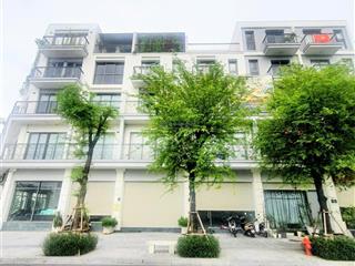 30. tỷ, nhà sát công viên, vị trí vip the manor central park, dt 75m2, mt 5m, nhà 5 tầng đẹp
