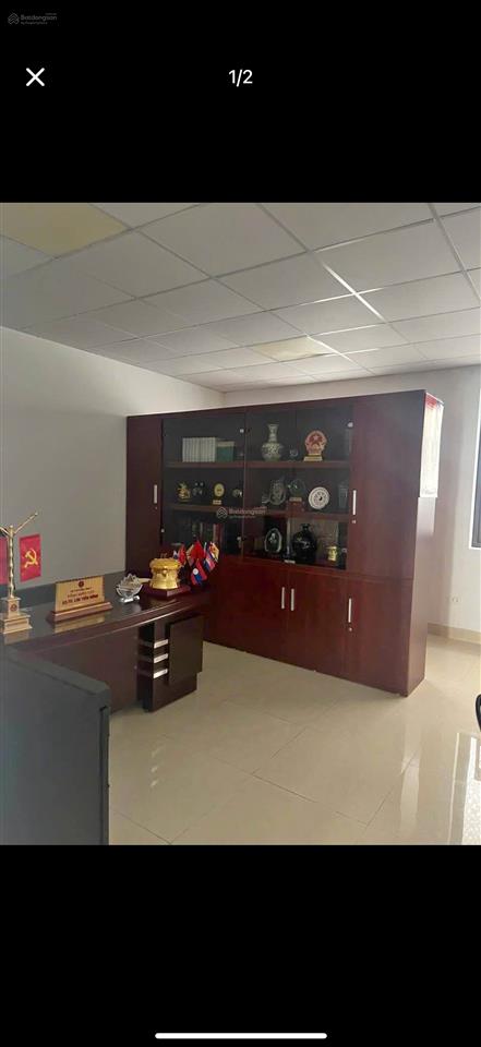 Cho thuê biệt thự nguyên căn 120m x 4 tầng hoàn thiện 23 triệu làm văn phòng, ở  0913 034 ***