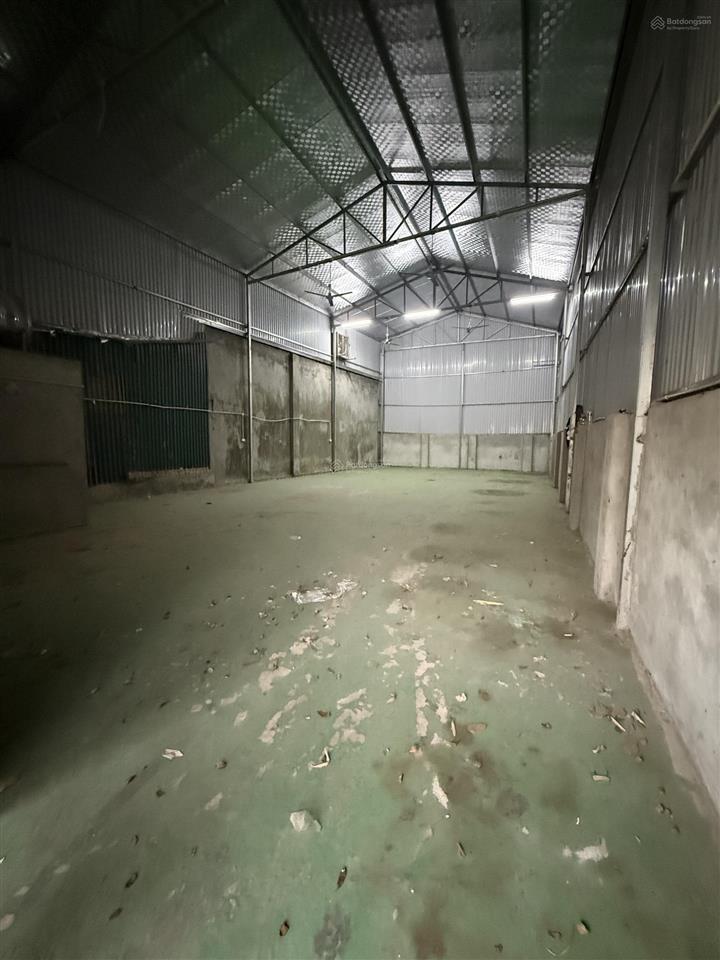 Cho thuê kho 200m giá 9 triệu tại la phù an khánh  0913 034 ***