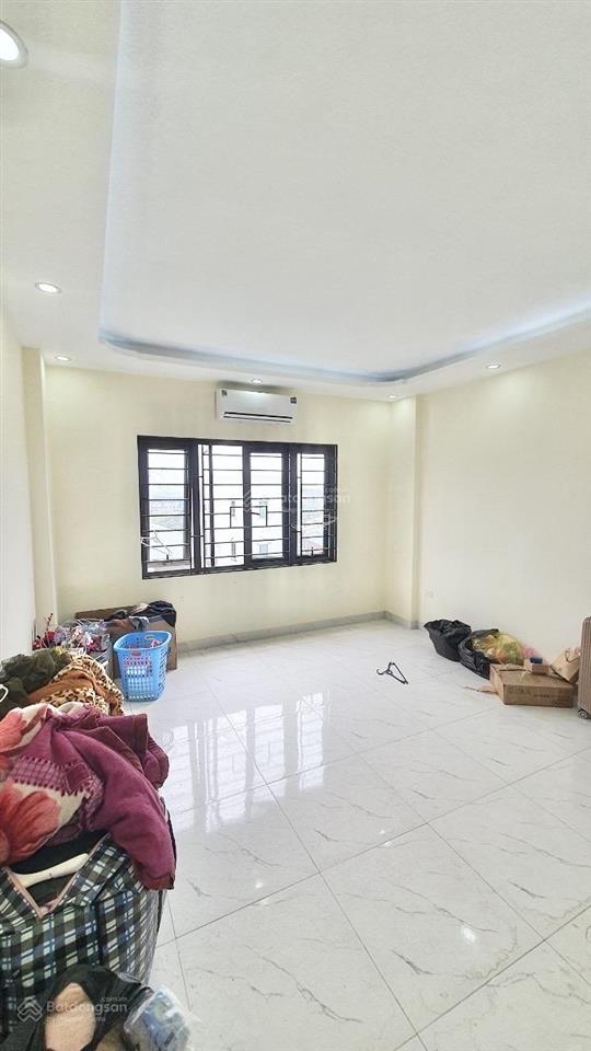 Cho thuê nhà riêng ngõ 192 yên duyên  30m x 4,5 tầng  3 phòng ngủ  giá chỉ 9,5 triệu/tháng