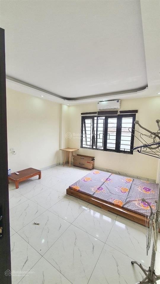 Cho thuê nhà riêng ngõ 192 yên duyên  30m x 4,5 tầng  3 phòng ngủ  giá chỉ 9,5 triệu/tháng