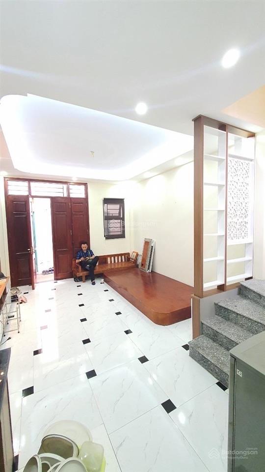 Cho thuê nhà riêng ngõ 192 yên duyên  30m x 4,5 tầng  3 phòng ngủ  giá chỉ 9,5 triệu/tháng