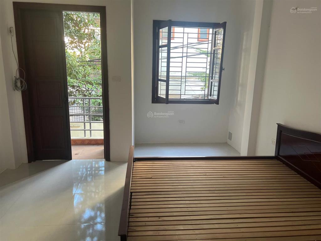 Cho thuê gấp nhà riêng 50m2, 19 triệu vnd, 5pn, 4wc tại lê trọng tấn, nhà có gara ô tô 19 triệu