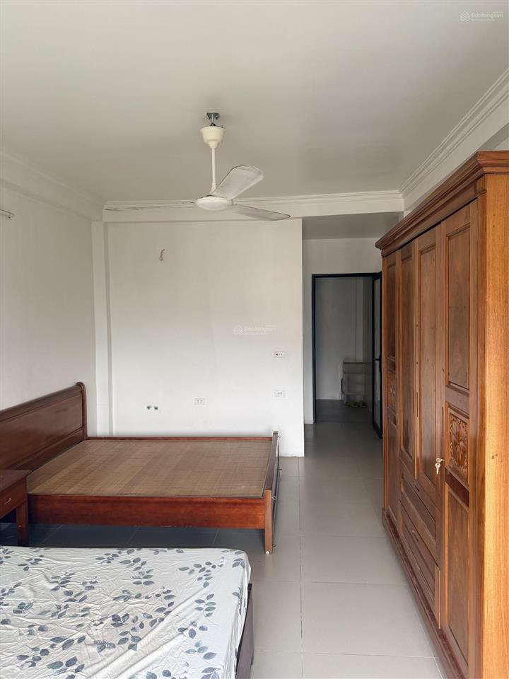 Nhà phân lô chính chủ, ô tô tránh, vỉa hè rộng tại đền lừ 1, tương mai, hà nội