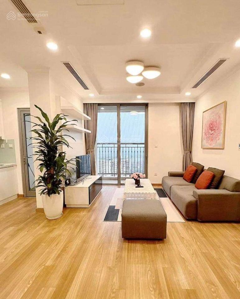 Bán căn 2 ngủ view quảng trường tại park hill times city giá hời thị trường 6,7 tỷ.  0978 468 ***