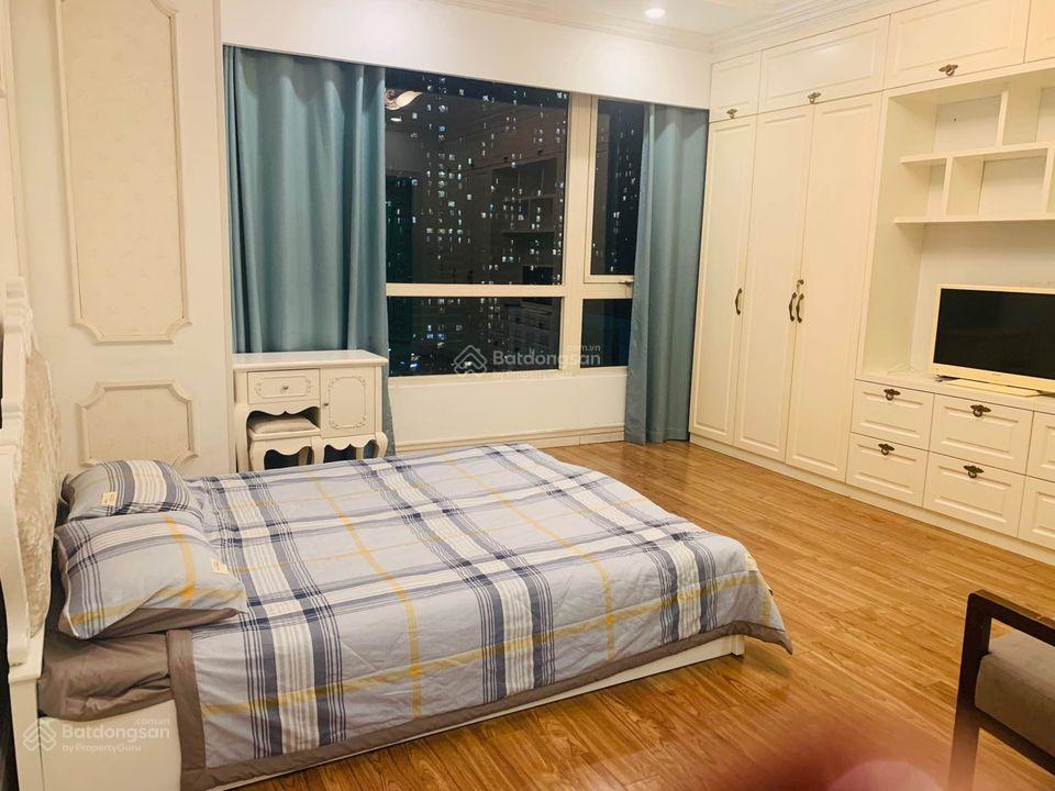 Bán căn 3 ngủ, view quảng trường tại park hill times city giá chỉ 11,7 tỷ có đồ.  0978 468 ***