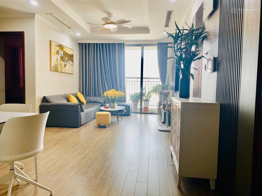 Bán căn 3 ngủ, view quảng trường tại park hill times city giá chỉ 11,7 tỷ có đồ.  0978 468 ***