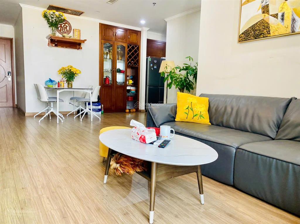 Bán căn 3 ngủ, view quảng trường tại park hill times city giá chỉ 11,7 tỷ có đồ.  0978 468 ***
