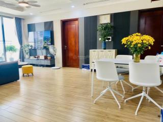 Bán căn 3 ngủ, view quảng trường tại park hill times city giá chỉ 11,7 tỷ có đồ.  0978 468 ***