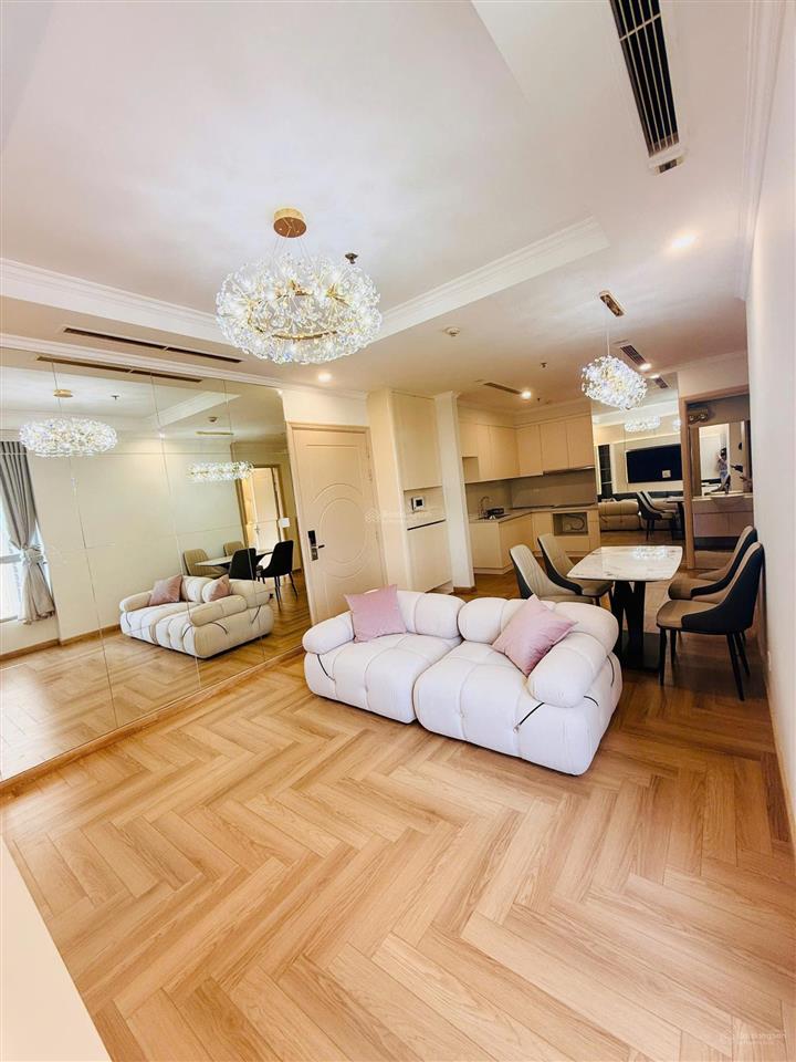 Bán căn 2 ngủ giá hời park hill times city chỉ 6,5 tỷ full đồ, nhà mới đẹp.  0978 468 ***