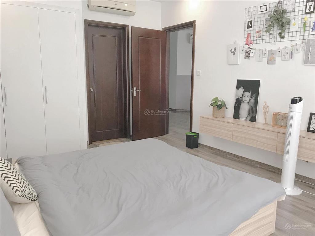 Bán ch times city, 8.5 tỷ dt 82m2, 2pn, 2wc tầng trung hướng nam mát mẻ.  em 0901 793 ***