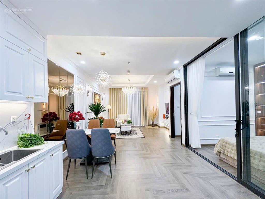 Bán ch times city, có slot ô tô  9,5 tỷ 2pn, 2wc bc hướng nam.  em 0901 793 ***