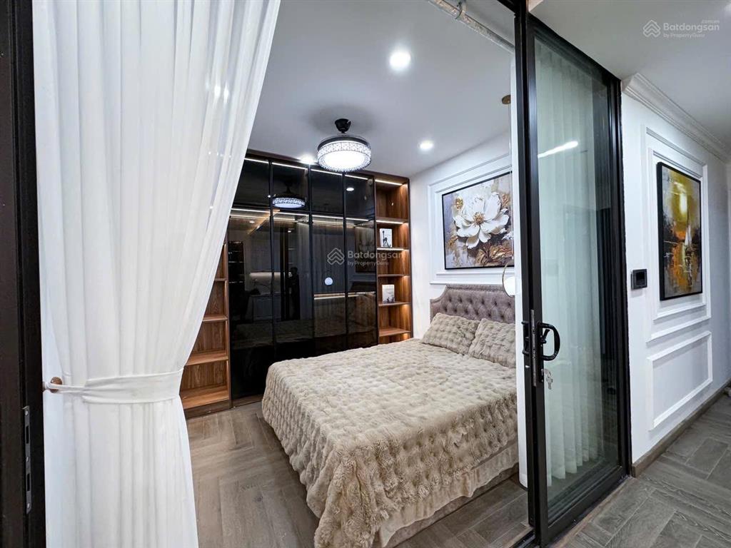 Bán ch times city, có slot ô tô  9,5 tỷ 2pn, 2wc bc hướng nam.  em 0901 793 ***