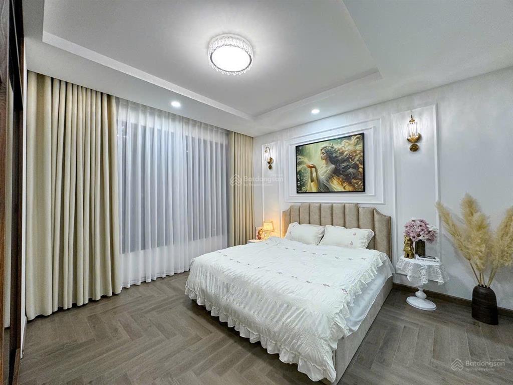 Bán ch times city, có slot ô tô  9,5 tỷ 2pn, 2wc bc hướng nam.  em 0901 793 ***