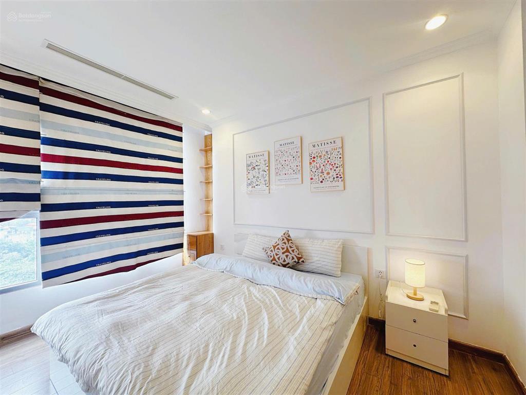 Bán căn hộ 3pn tại times city, 13 tỷ, 106m2, ban công hướng nam