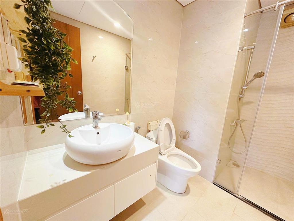 Bán căn hộ 3pn tại times city, 13 tỷ, 106m2, ban công hướng nam