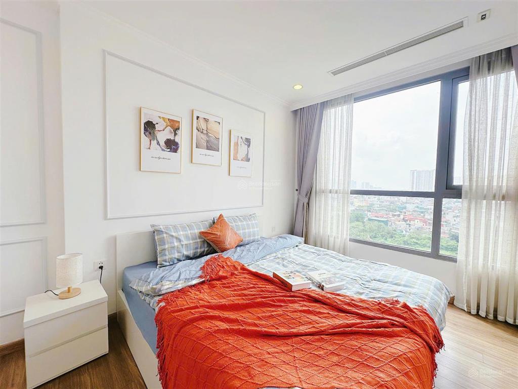 Bán căn hộ 3pn tại times city, 13 tỷ, 106m2, ban công hướng nam