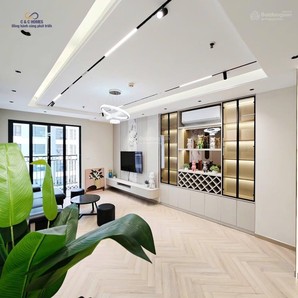 3 phòng ngủ 117m2 times city  có slot xe vĩnh viễn  nhà đã sửa.  em 0901 793 ***