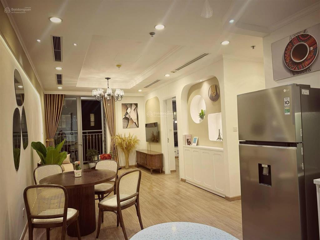Quá rẻ căn 2pn park hill giá 8.1 tỷ tầng trung đẹp.  em 0901 793 ***