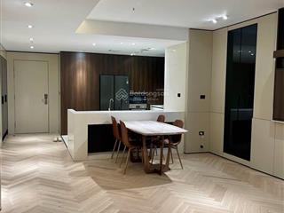 Giá siêu rẻ ạ times city có slot xe ô tô 9,5 tỷ dt 95m2, 2pn, 2wc, giá 9.x tỷ