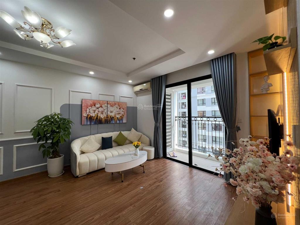 Hoa hậu 87m2  giá 10 tỷ  2pn sáng hướng nam nhạc nước tòa t7 times city   090179328