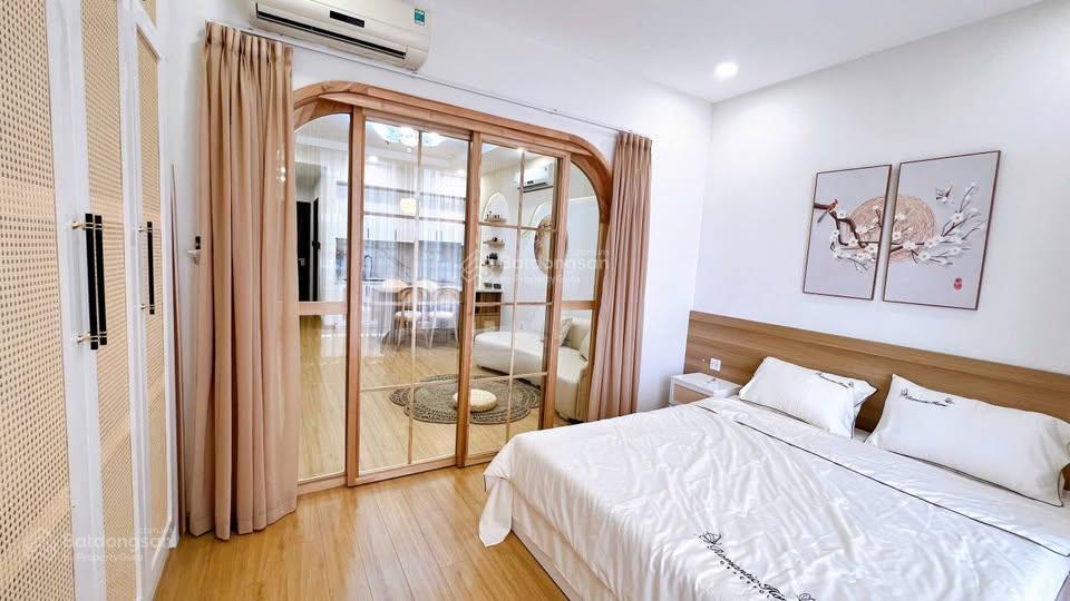 Bán nhanh căn 53m2 tại times city, bc hướng nam, giá tốt.  0901 793 ***