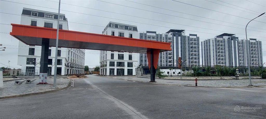 Chính chủ bán căn hộ 3 ngủ hướng tây nam tòa t dự án yên phong