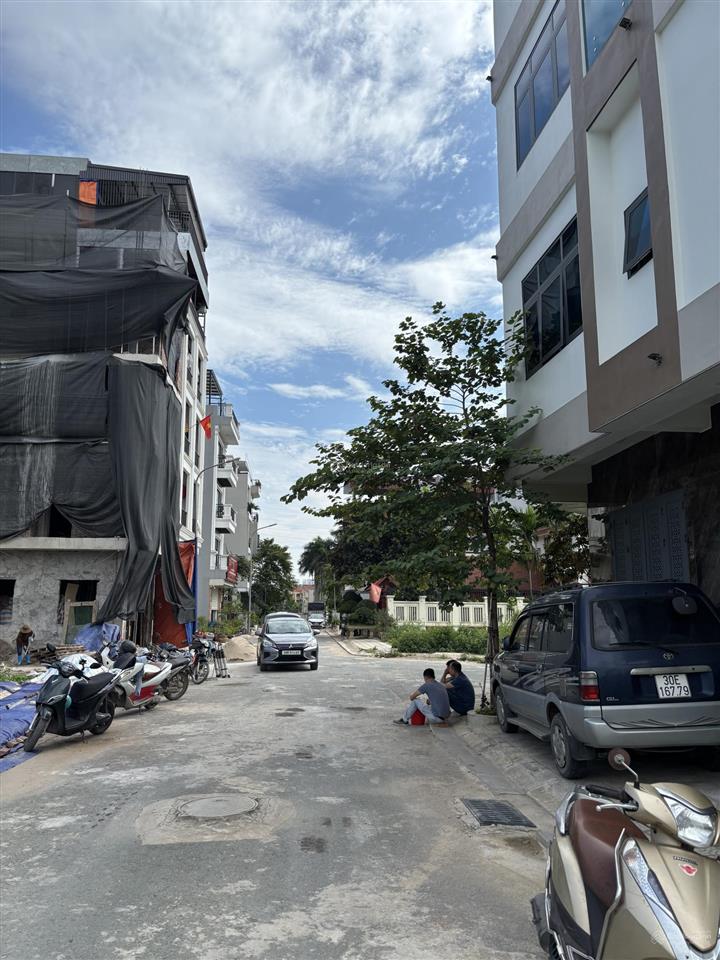 Cần tiền bán gấp đất dịch vụ 25ha vân canh, giá cực rẻ cho nhà đầu tư gom hàng giá tốt, vị trí đẹp.
