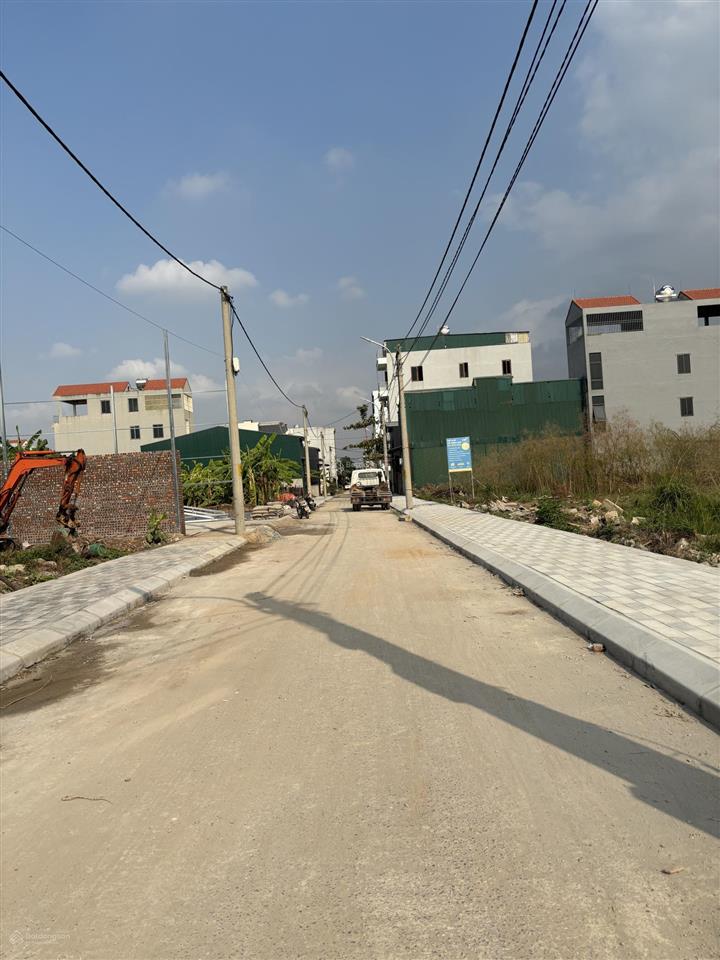 A/c mua đất dv lại yên không nên bỏ qua. cần bán nhanh chấp nhận bán giá hời tại lại yên  ngay