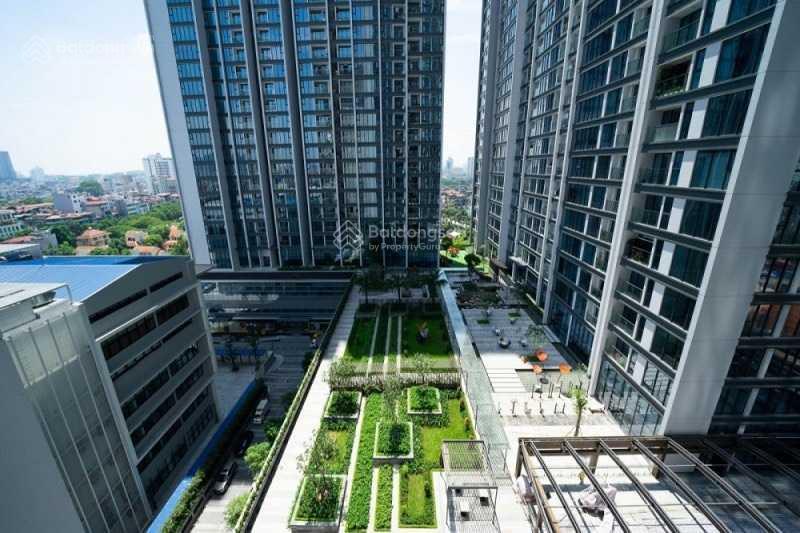 Chính chủ cần bán hoa hậu 4pn vinhomes metropolis 148m2 tòa m3 căn 10 tầng cao view hồ tây siêu đẹp