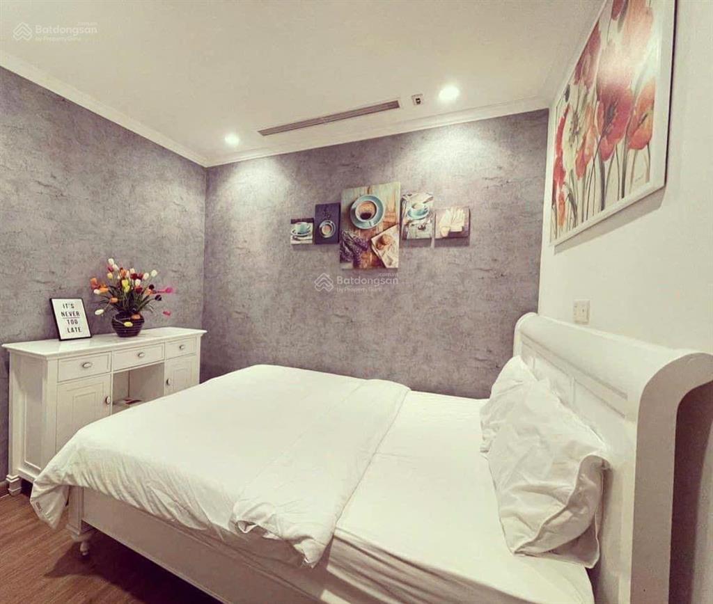 Bán gấp căn 2 ngủ park hill times city giá chỉ 7,7 tỷ