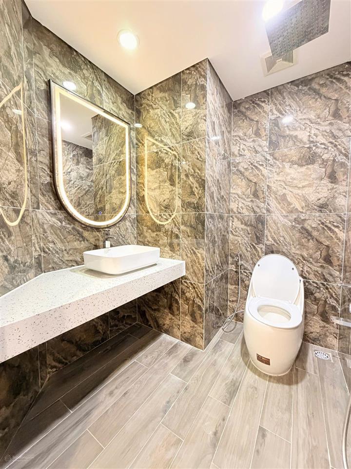 Bán gấp căn 2 phòng ngủ có slot times city giá chỉ 7,3 tỷ