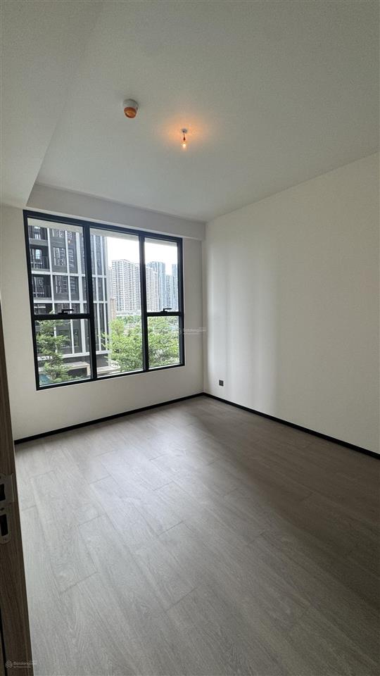 Chính chủ cho thuê lumi hà nội tòa s2, 2pn 8tr, view bể bơi, tiện ích cao cấp