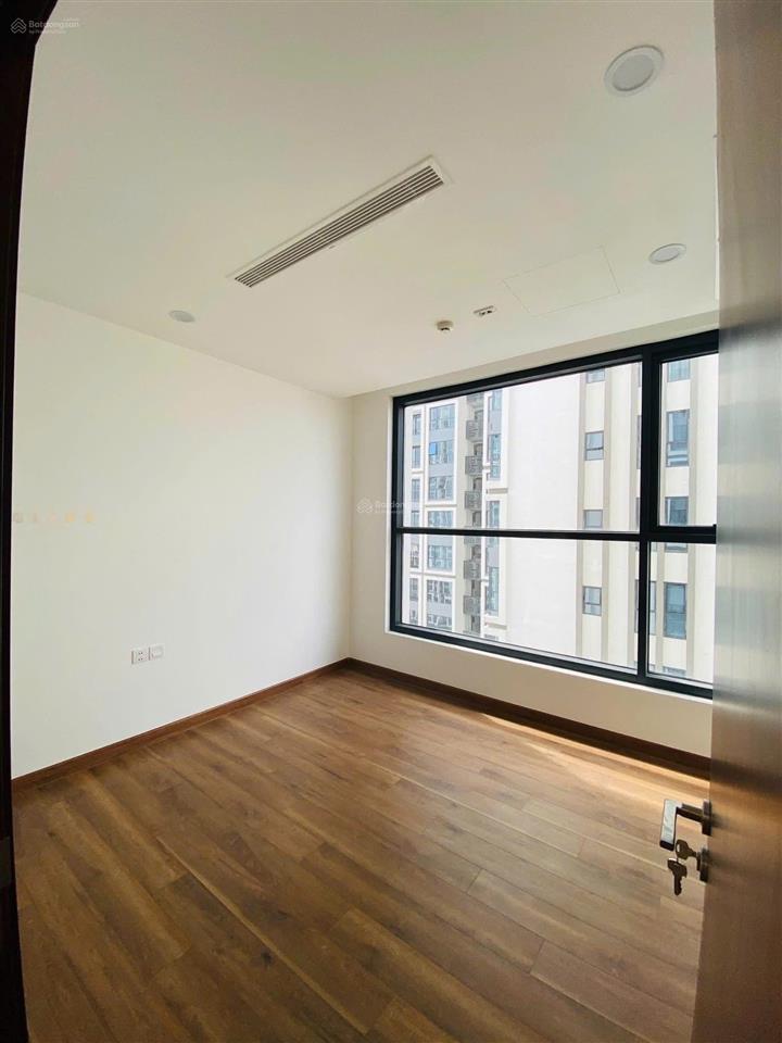 Bán căn 2 phòng ngủ hinode minh khai, có lốt oto, view sông hồng, giá từ 8.7 tỉ.  0866 445 ***