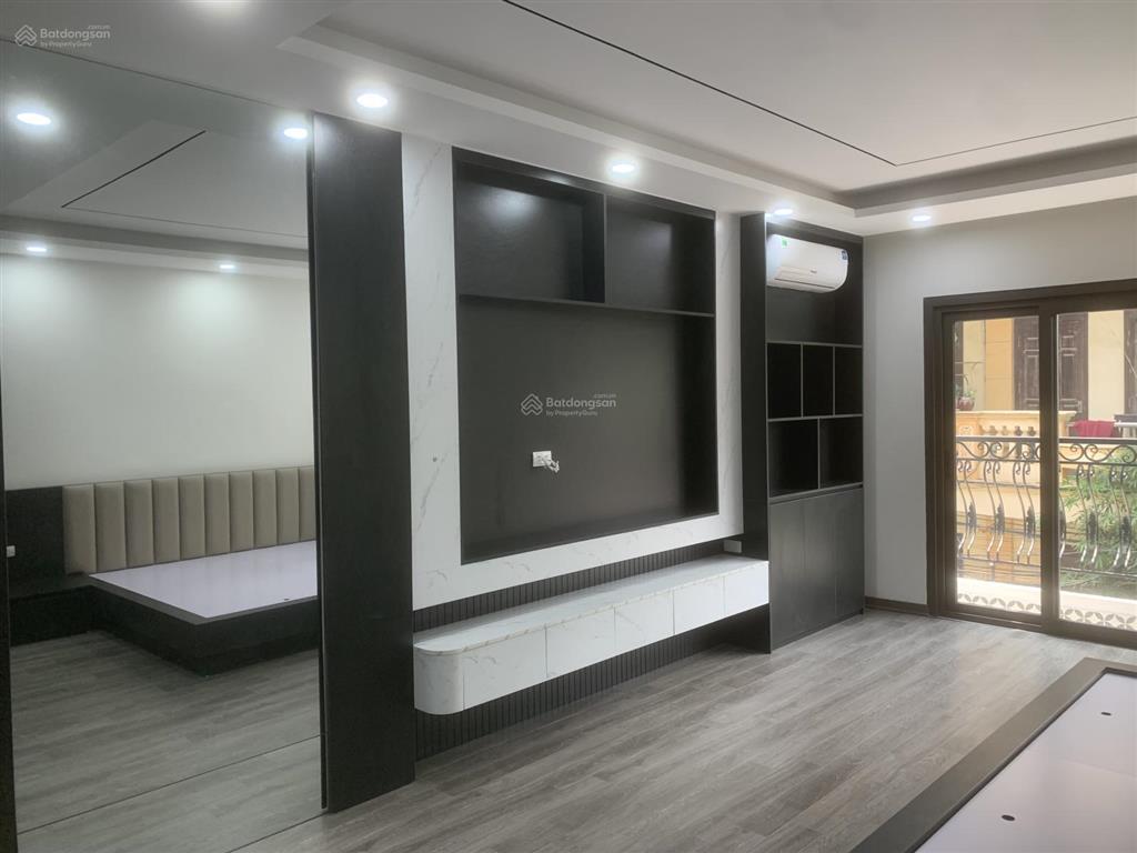 Bán nhà 95m2 x 6 tầng  mặt ngõ 258 phố tân mai  hoàng mai  hà nội  thiết kế đẹp  có thang máy