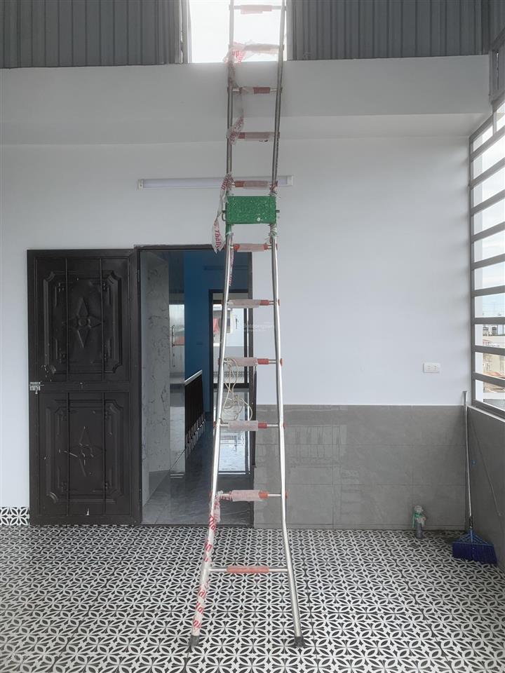 Cho thuê nhà ở mặt ngõ 141 phố giáp nhị ,ô tô vào đượcdiện tích 60 m x1,5 tầng  giá 7 triệu/tháng
