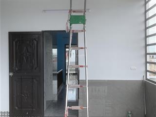 Cho thuê nhà ở mặt ngõ 141 phố giáp nhị ,ô tô vào đượcdiện tích 60 m x1,5 tầng  giá 7 triệu/tháng