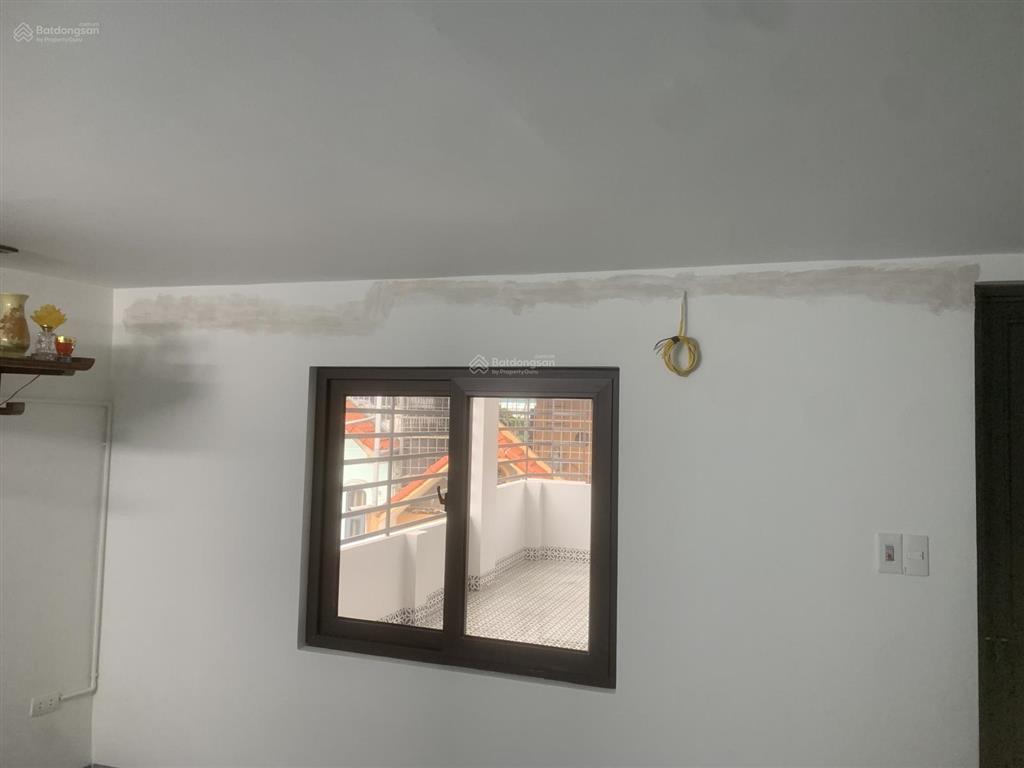 Cho thuê nhà ở mặt ngõ 141 phố giáp nhị ,ô tô vào đượcdiện tích 60 m x1,5 tầng  giá 7 triệu/tháng