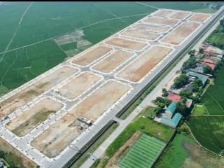 Chính chủ cần gấp tiền nên bán rẻ ô đất đấu giá 90m2 thị trấn lâm thao giá 1tỷ350. ôtô vào tận nhà