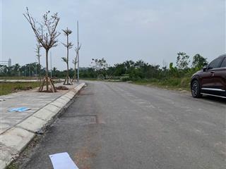 Chính chủ bán ô đất đấu giá mặt đường giá nhỉnh 2ty và ô bên trong giá nhỉnh 1ty đồng nhà vác lâm t