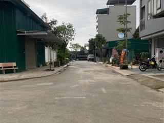Bán đất mặt đường la tinh  đông la, hoài đức, hà nội