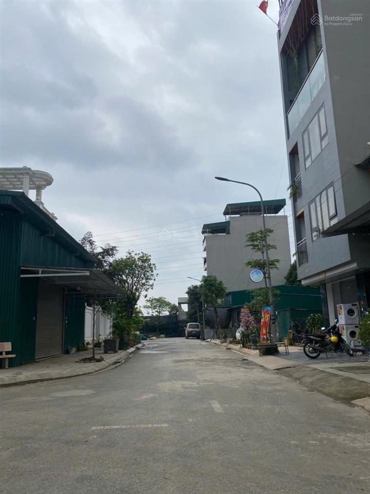 Bán đất mặt đường la tinh  đông la, hoài đức, hà nội