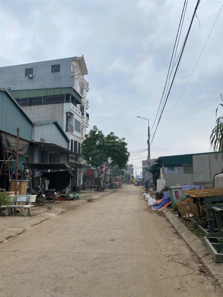 Bán ô 76m2 sẵn nhà 4 tầng trong khu chợ đầu mối làng nhề la phù an khánh hà nội. dãy mặt chợ đầu mo