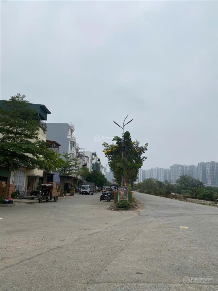 Bán ô 76m2 sẵn nhà 4 tầng trong khu chợ đầu mối làng nhề la phù an khánh hà nội. dãy mặt chợ đầu mo