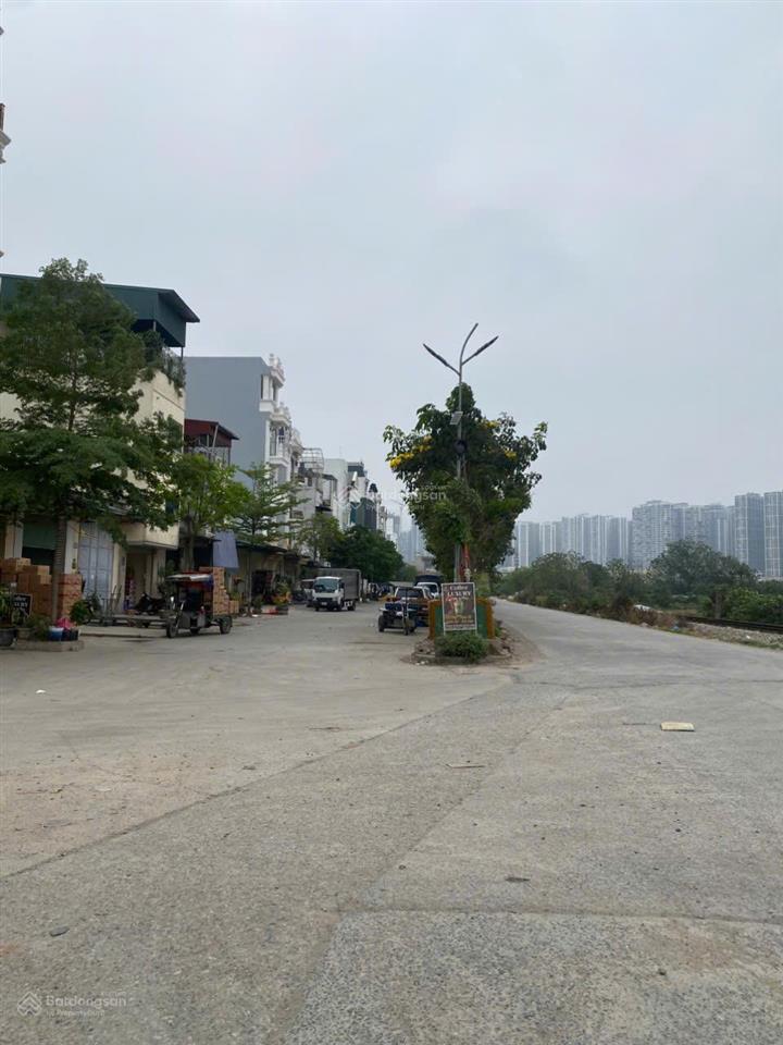 Bán ô 76m2 sẵn nhà 4 tầng trong khu chợ đầu mối làng nhề la phù an khánh hà nội. dãy mặt chợ đầu mo