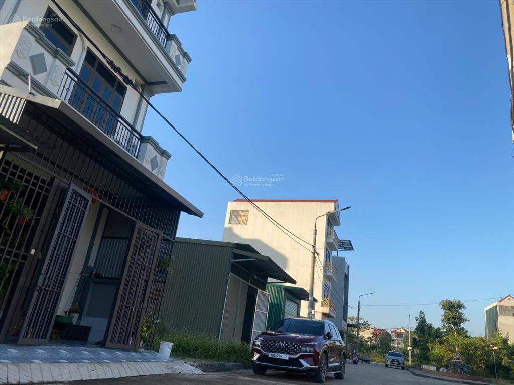 Cần bán gấp ô đất 65m2 trong khu đấu giá tây đằng hn hướng đn vườn hoa chước nhà giá nhỉnh 8ty.