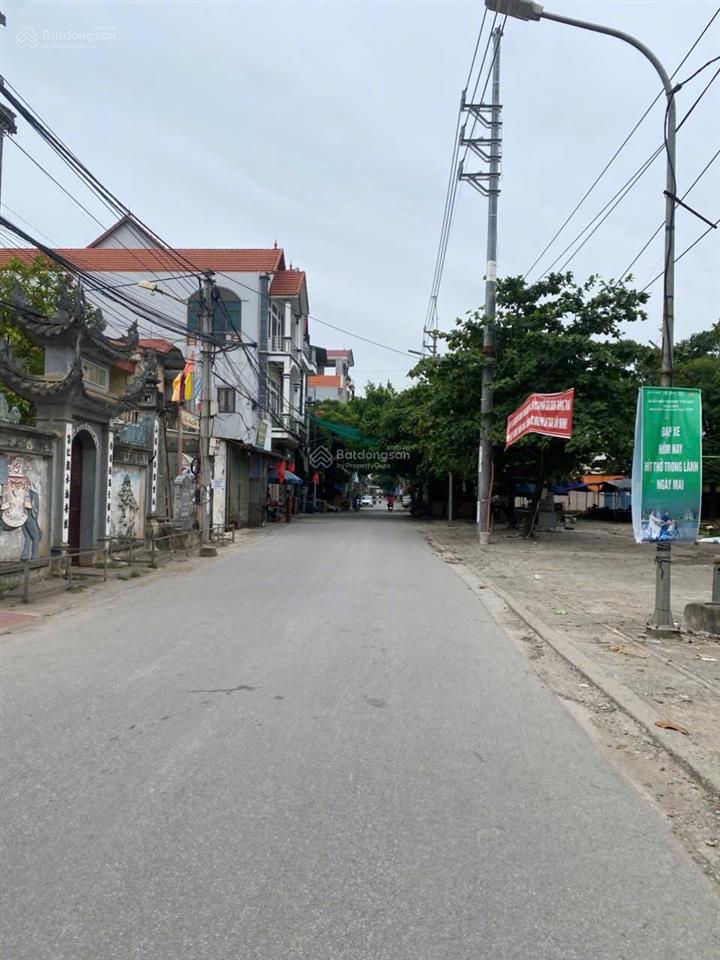 Bán lô đất cổng chợ hưng đạo hà nội diện tích 78 mét vuông sổ đỏ chính chủ, đường 15 m view hồ.