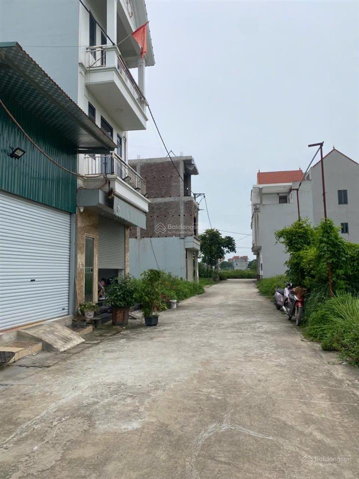 Bán lô đất cổng chợ hưng đạo hà nội diện tích 78 mét vuông sổ đỏ chính chủ, đường 15 m view hồ.