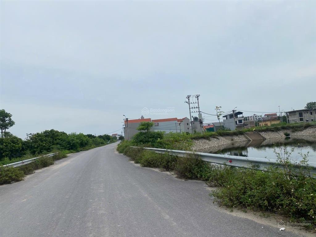 Bán lô đất cổng chợ hưng đạo hà nội diện tích 78 mét vuông sổ đỏ chính chủ, đường 15 m view hồ.