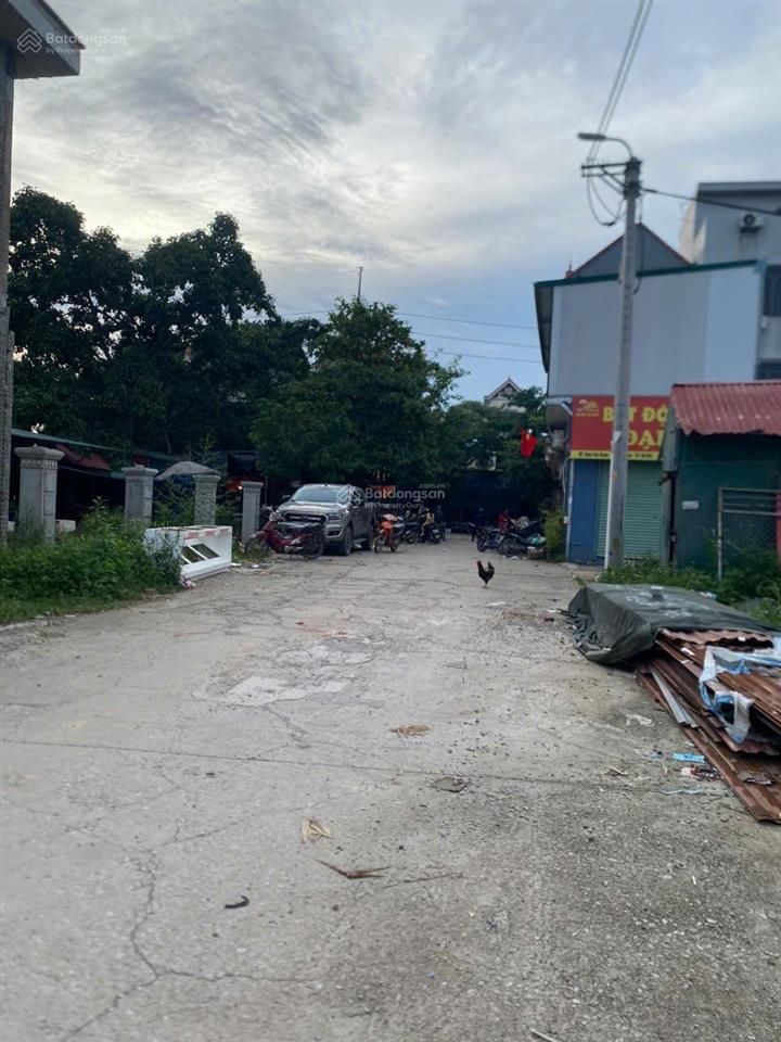 5 tỷ là sở hữu ô đất đấu giá cổng chợ hưng đạo (xã tân phú quốc oai). 87m2 mặt tiền 5m quay vào chợ